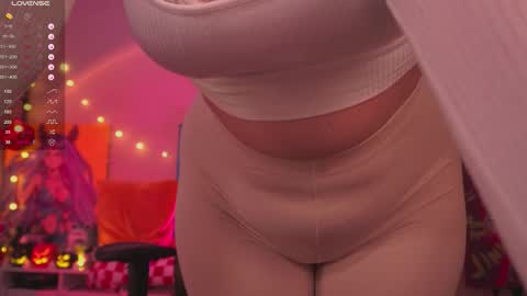 Cute DianaOnline mostly at 8pm-0000 am UK TimeTuesday and Wednesday off online show from October 2025 09:50:01 PM