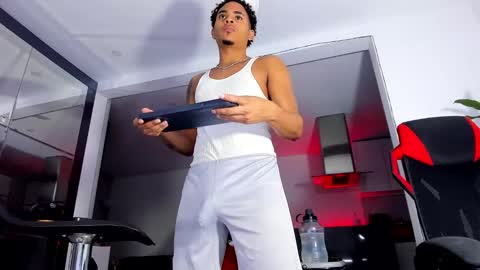 daikokuten_ online show from January 2025 12:46:02 AM