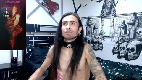 Snapshot of daimon_rock01 chatting on January 2025 05:38:01 AM felipe online show from January 2025 05:38:01 AM