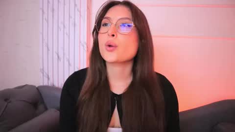 Snapshot of daisha_riley chatting on December 2025 04:08:01 AM Lauren online show from December 2025 04:08:01 AM