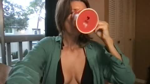 Snapshot of daisy9kat chatting on January 2025 10:41:02 PM Daisy137 online show from January 2025 10:41:02 PM