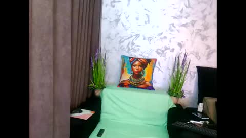 Snapshot of daisy_ashe chatting on April 2026 07:39:01 PM Ashe online show from April 2026 07:39:01 PM