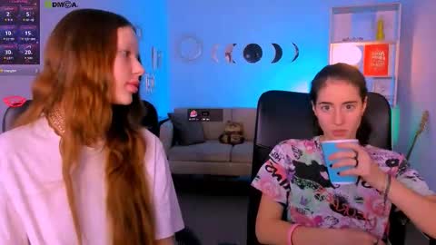 Snapshot of daisy_baby_ chatting on November 2025 08:19:02 PM daisy online show from November 2025 08:19:02 PM