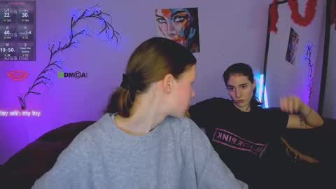 Snapshot of daisy_baby_ chatting on December 2025 08:05:01 PM daisy online show from December 2025 08:05:01 PM