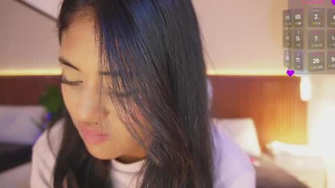 Snapshot of daisy_lit chatting on April 2026 10:22:02 PM Daisy online show from April 2026 10:22:02 PM