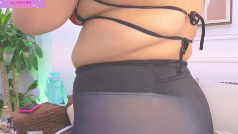 Snapshot of daisy_price chatting on March 2026 10:04:01 AM Daisy Price online show from March 2026 10:04:01 AM