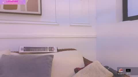 Snapshot of daisy_price chatting on April 2026 10:14:02 AM Daisy Price online show from April 2026 10:14:02 AM