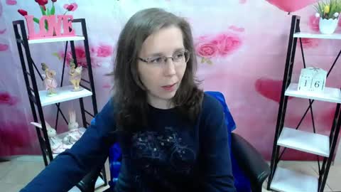 Snapshot of daisyedit chatting on May 2026 06:54:02 AM DaisyEdit online show from May 2026 06:54:02 AM