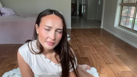 Snapshot of daisyfayer chatting on March 2026 11:06:01 PM Daisy online show from March 2026 11:06:01 PM