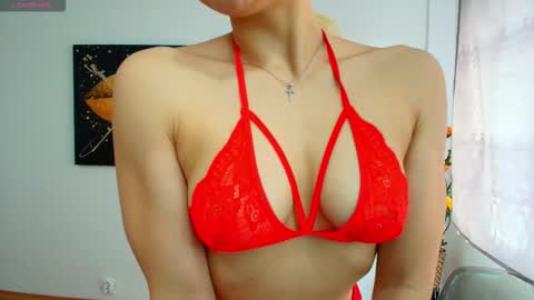 Snapshot of daisyluvsyou chatting on February 2026 06:56:01 AM Daisyy online show from February 2026 06:56:01 AM