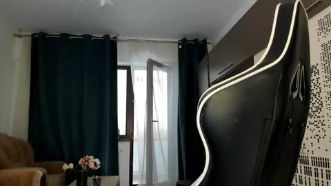 Snapshot of daisysland chatting on March 2026 11:36:01 AM Beatrice online show from March 2026 11:36:01 AM