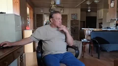 Snapshot of dakit2 chatting on April 2026 07:48:01 PM dakit online show from April 2026 07:48:01 PM