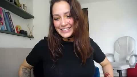 Snapshot of dakota01_ chatting on April 2026 07:22:02 PM IG dakotasofiaa online show from April 2026 07:22:02 PM