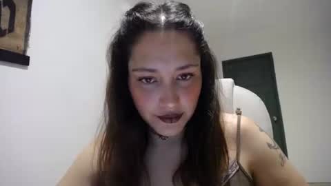 Snapshot of dakota01_ chatting on April 2026 02:37:02 AM IG dakotasofiaa online show from April 2026 02:37:02 AM