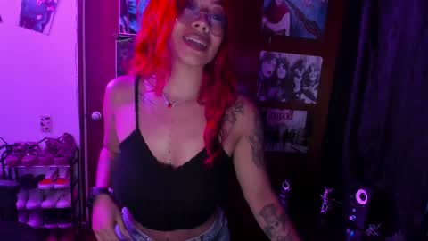 Dakota Crab online show from December 2024 02:08:02 AM