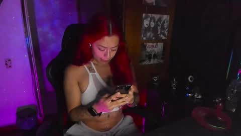 Dakota Crab online show from February 2025 01:03:02 AM