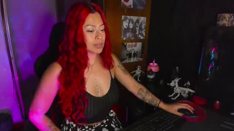 Dakota Crab online show from February 2025 12:32:01 AM