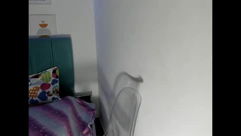 Snapshot of dakota_evans18 chatting on November 2025 01:37:01 AM DAKOTA online show from November 2025 01:37:01 AM