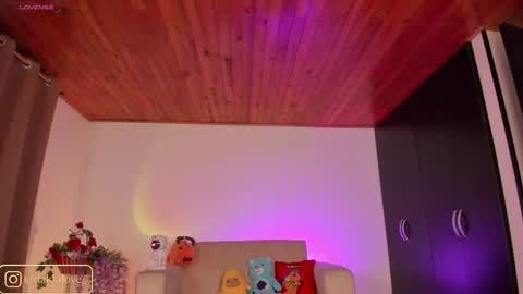 Snapshot of dakota_lovee chatting on March 2026 06:06:01 AM Dakota Follow my IG dakkilove online show from March 2026 06:06:01 AM