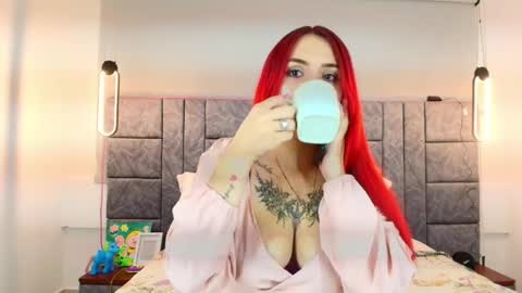 Dakota-Megan online show from December 2025 01:52:02 PM