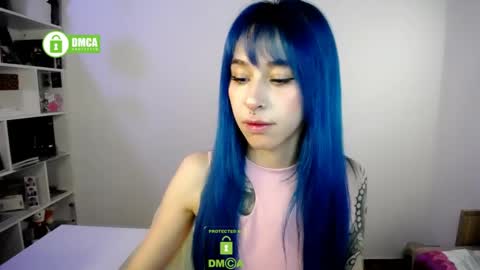 Snapshot of dakota_senju chatting on April 2026 02:33:01 PM Maca online show from April 2026 02:33:01 PM