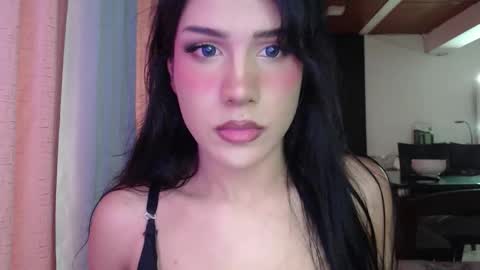 dakota_ts online show from October 2025 10:25:02 PM