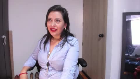 Snapshot of dakotaagray chatting on November 2025 11:20:02 AM Dakotaagray online show from November 2025 11:20:02 AM