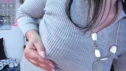 Snapshot of dakotaagray chatting on April 2026 11:37:01 AM Dakotaagray online show from April 2026 11:37:01 AM