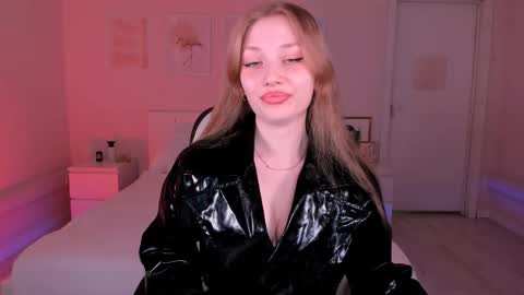 Snapshot of dakotamabs chatting on April 2026 11:59:01 AM Dakota online show from April 2026 11:59:01 AM