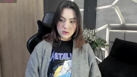 Snapshot of dakotarussell_ chatting on January 2026 11:03:02 AM Dakota online show from January 2026 11:03:02 AM