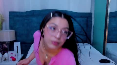 Dakota Simon online show from January 2025 07:32:02 PM