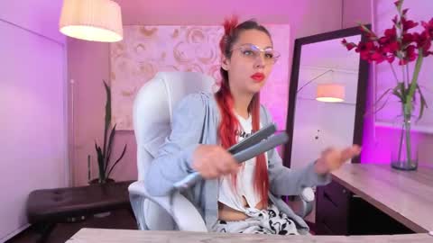 Dalia online show from December 2024 12:52:02 PM