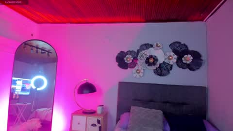 Dalia online show from January 2025 01:20:01 AM