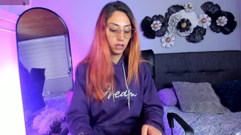 Dalia online show from January 2025 01:37:02 AM