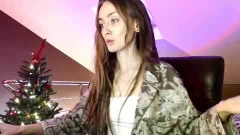 Dalia  online show from January 2025 10:20:02 AM