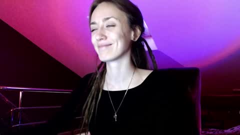 Dalia  online show from January 2025 10:11:02 AM