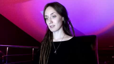 Dalia  online show from January 2025 01:13:02 PM