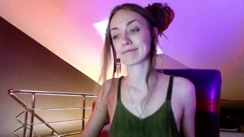 Dalia  online show from January 2025 11:17:01 AM