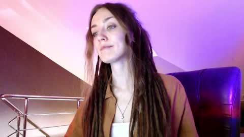 Dalia  online show from January 2025 10:16:02 AM