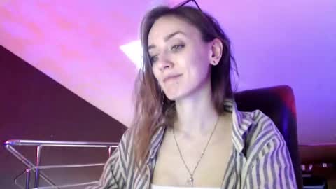 Dalia  online show from February 2025 09:30:01 AM