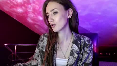 Dalia  online show from February 2025 01:29:01 PM