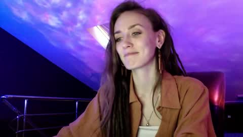 Dalia  online show from February 2025 01:10:02 PM