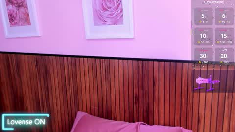 Snapshot of dalia_roses chatting on November 2025 12:54:02 AM Dalia online show from November 2025 12:54:02 AM