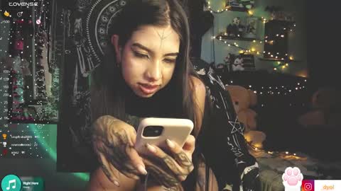 Snapshot of dalia_vorhees chatting on December 2024 06:54:02 AM dalia_vorhees online show from December 2024 06:54:02 AM