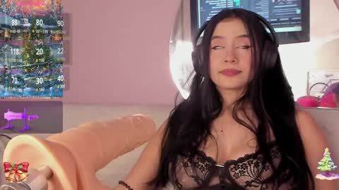 Snapshot of daliajohnson_ chatting on December 2024 01:58:02 AM leila williams online show from December 2024 01:58:02 AM