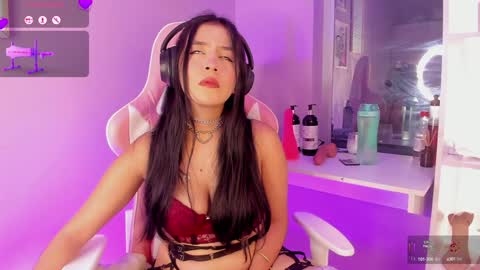 Snapshot of daliajohnson_ chatting on January 2025 11:55:01 PM leila williams online show from January 2025 11:55:01 PM