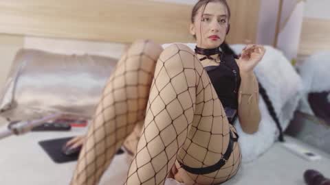 leila williams online show from April 2026 09:57:01 AM