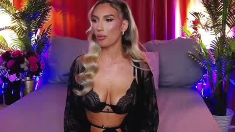 Snapshot of dalidaselena chatting on May 2026 02:47:01 PM DalidaSelena online show from May 2026 02:47:01 PM