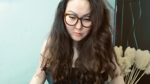 Snapshot of dalidayes chatting on December 2024 06:18:02 AM Dali online show from December 2024 06:18:02 AM