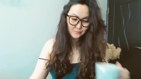 Snapshot of dalidayes chatting on December 2024 06:52:02 AM Dali online show from December 2024 06:52:02 AM